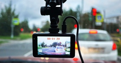 Camera hành trình lưu trữ hình ảnh được bao lâu?