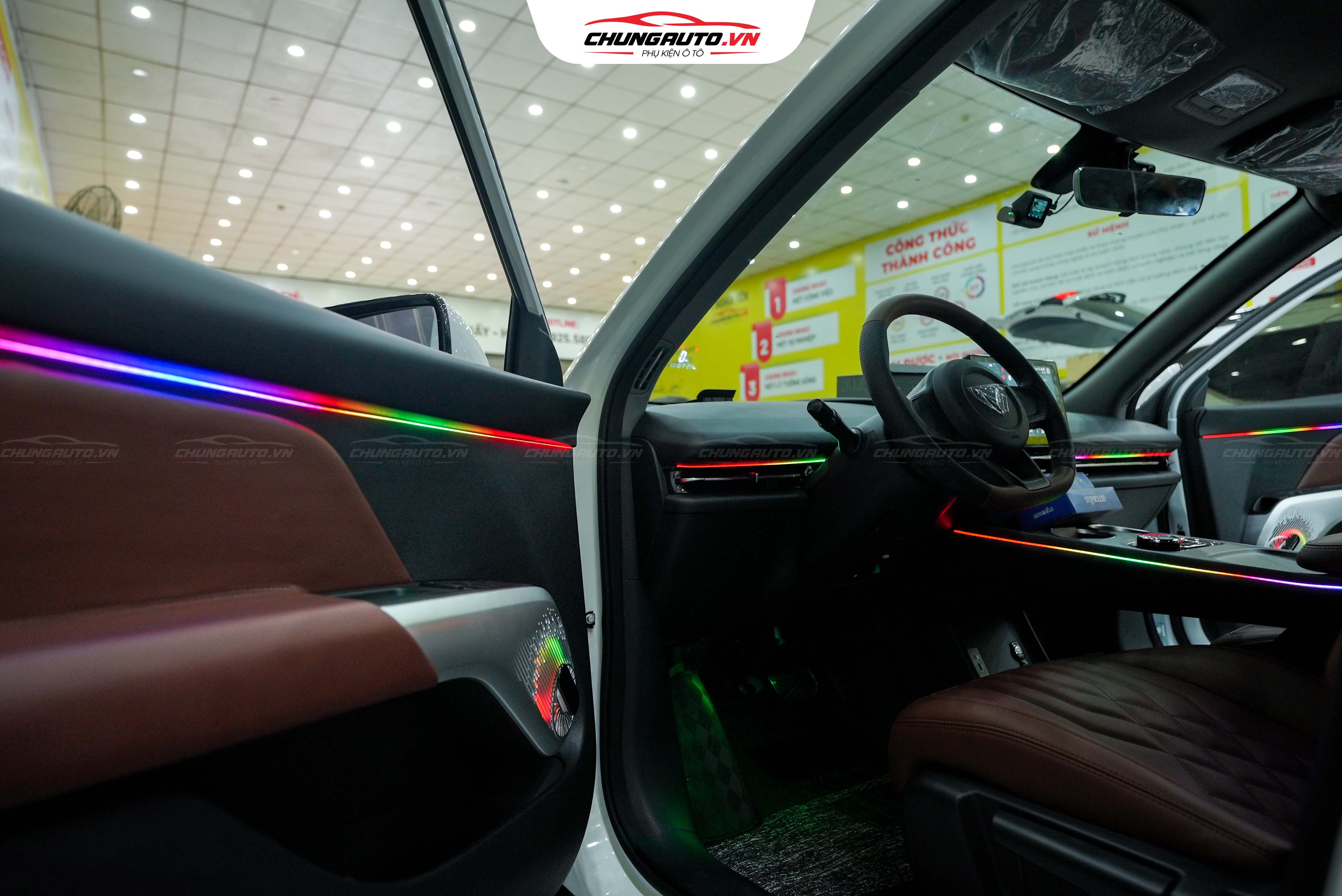 Đèn led nội thất cho Vinfast Limo Green
