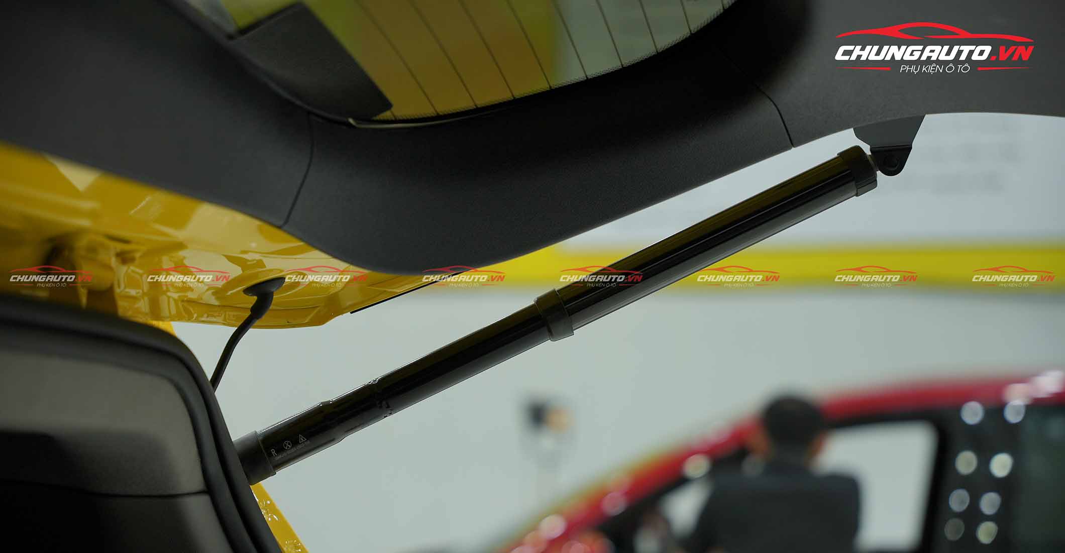 Độ cốp điện cho Ford Everest tại ChungAuto