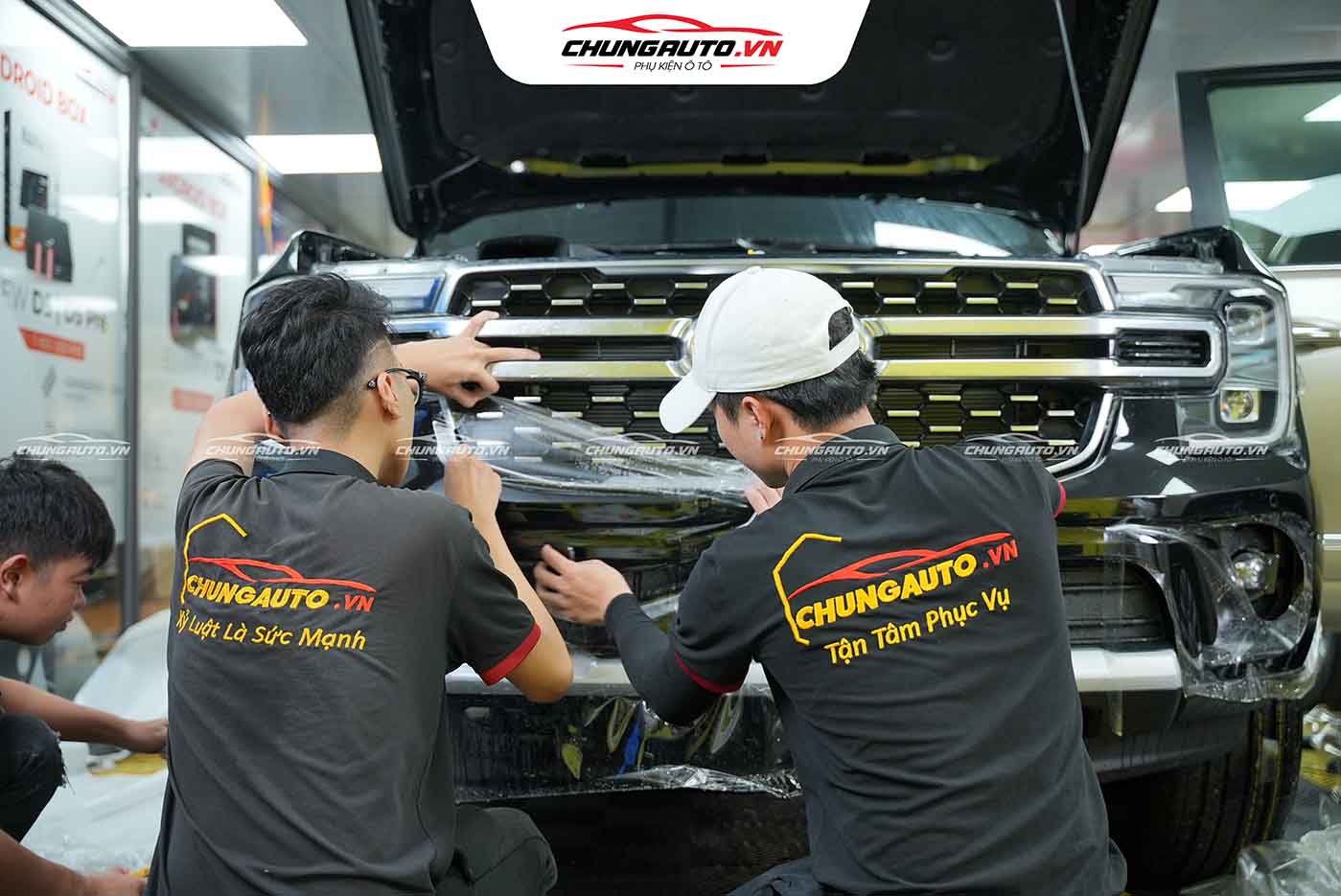 Dán PPF cho Ford Everest