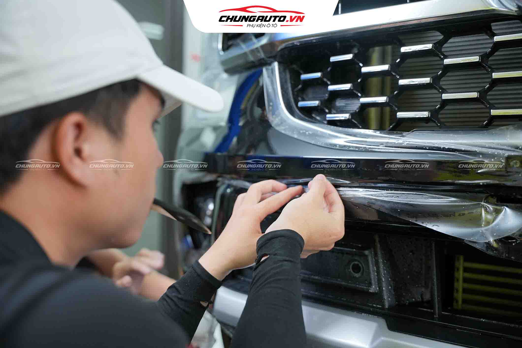Dán PPF cho xe Ford Everest