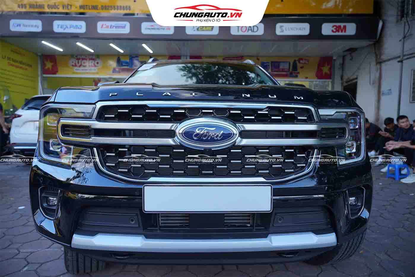 Dán PPF cho xe Ford Everest tại ChungAuto