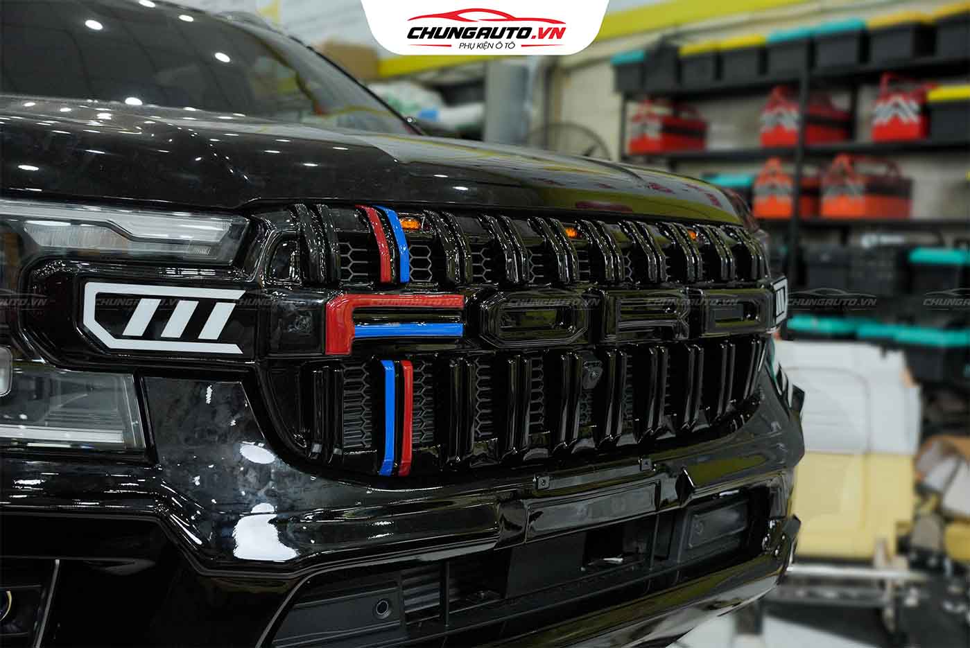 Mặt Calang chữ Ford Everest